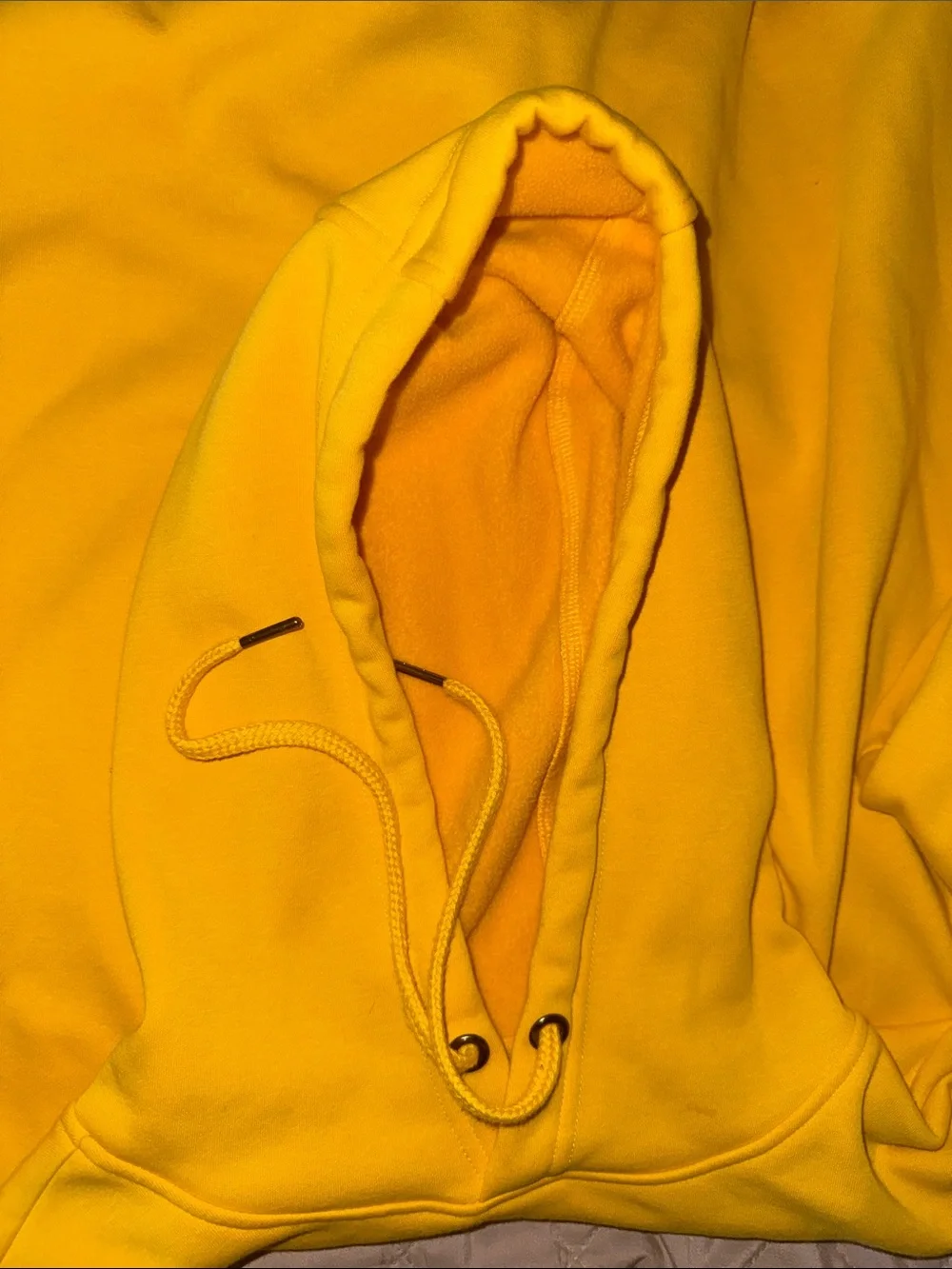 N/A men yellow